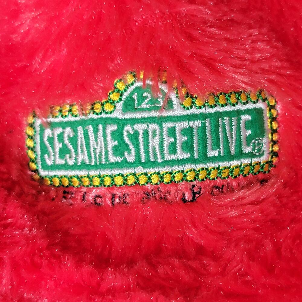 Sesame Street Live Red Elmo Faux Fur Bucket Hat - Picture 5 of 9